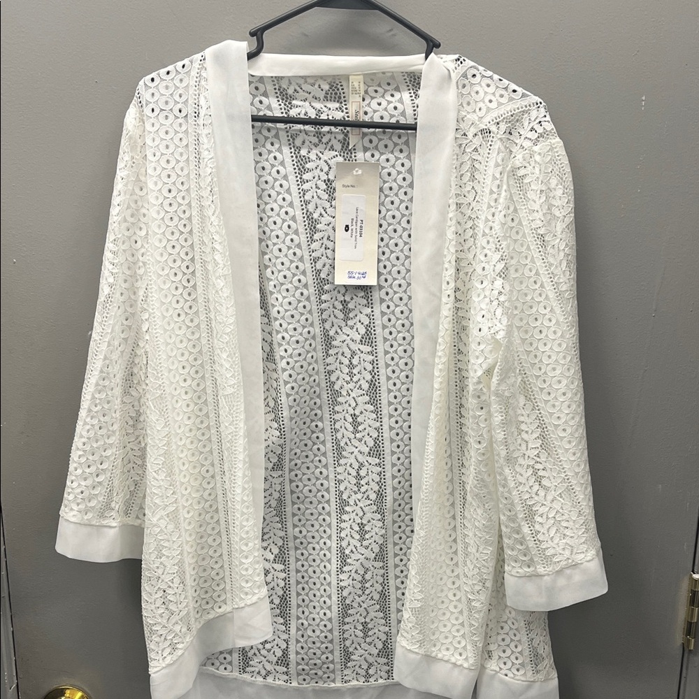 Papillon Blanc White Lace Blazer